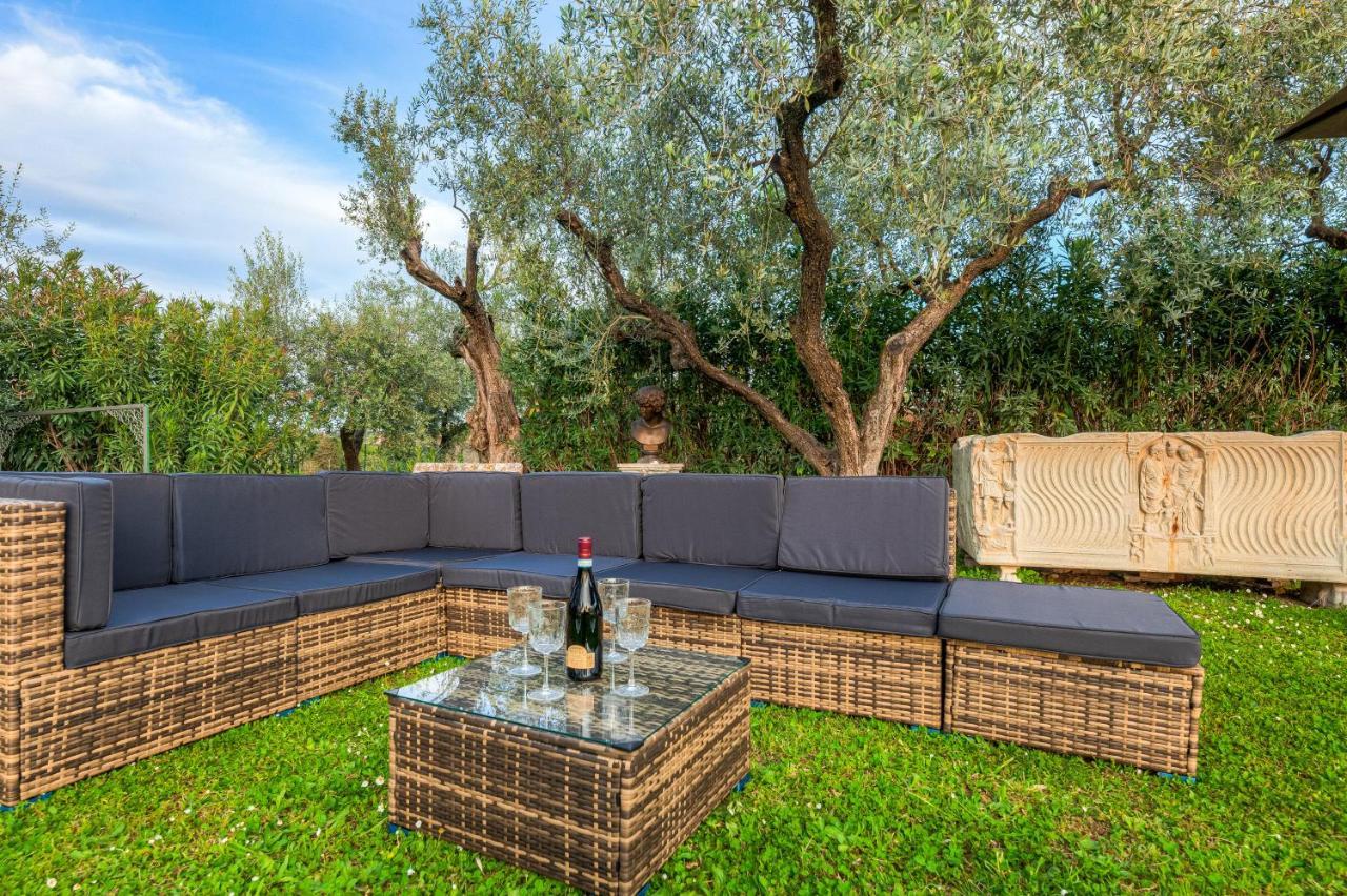 Roman Oasis Villa チャンピーノ エクステリア 写真