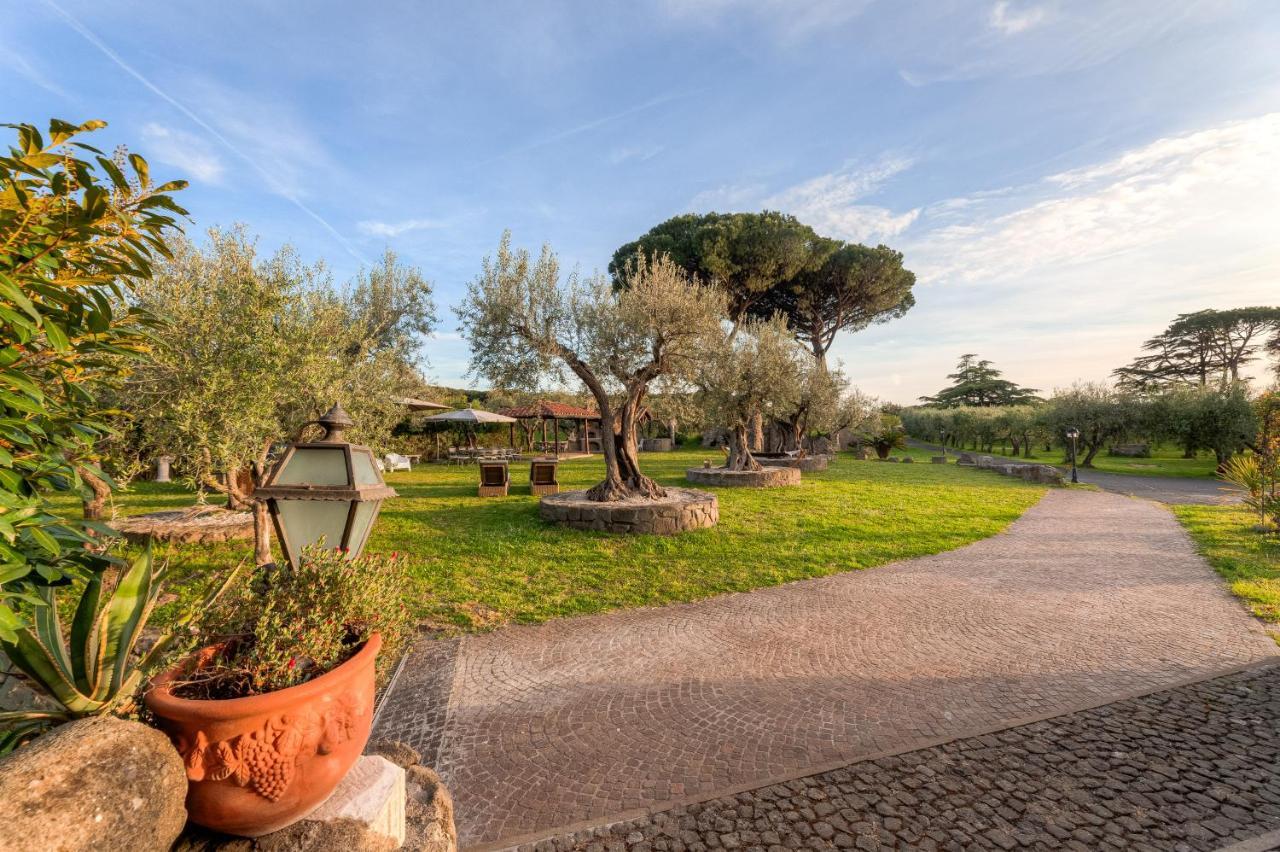 Roman Oasis Villa チャンピーノ エクステリア 写真